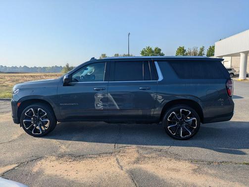 2021 Chevrolet Suburban LS