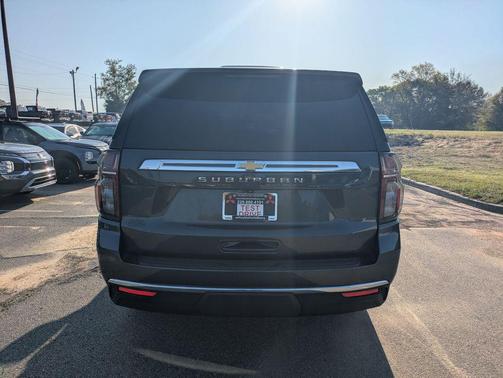 2021 Chevrolet Suburban LS