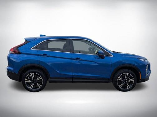 Lightning Blue Metallic 2025 Mitsubishi Eclipse Cross SE