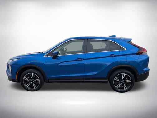 Lightning Blue Metallic 2025 Mitsubishi Eclipse Cross SE