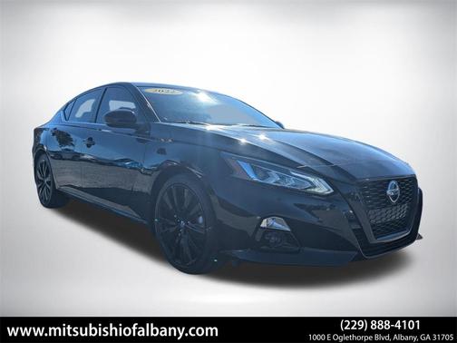 2022 Nissan Altima SR FWD