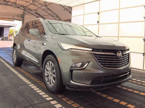 2023 Buick Enclave Essence FWD