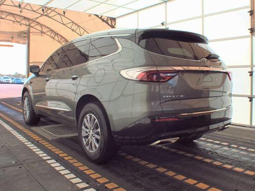 2023 Buick Enclave Essence FWD