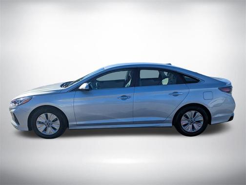 2019 Hyundai SONATA Hybrid SE
