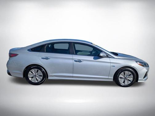 2019 Hyundai SONATA Hybrid SE