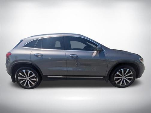 2021 Mercedes-Benz GLA 250 Base 4MATIC