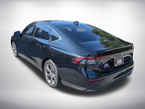 Crystal Black Pearl 2024 Honda Accord EX