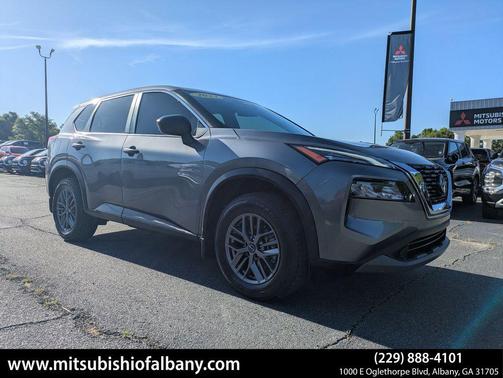Gun Metallic 2023 Nissan Rogue S