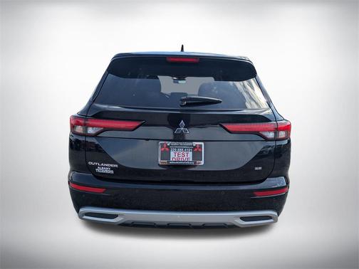 2023 Mitsubishi Outlander SE Black Edition 2WD