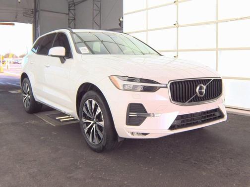 2023 Volvo XC60 B5 Core