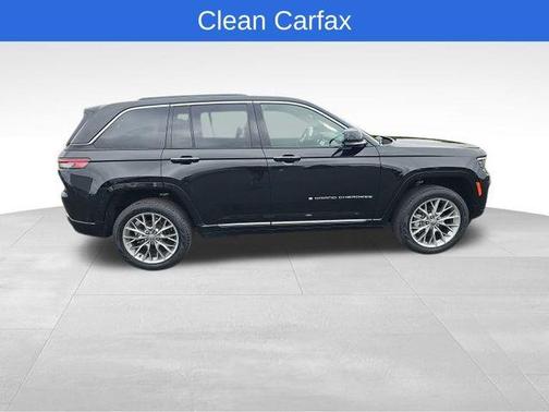 2023 Jeep Grand Cherokee Summit