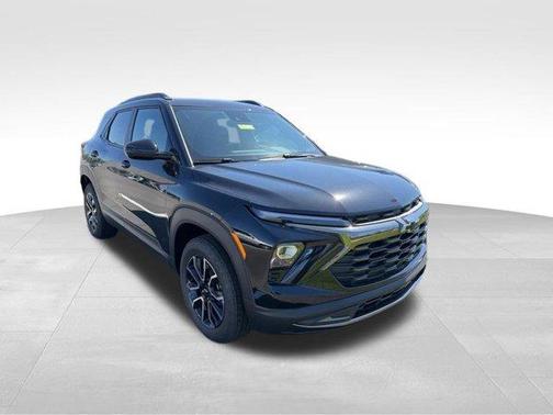 Mosaic Black Metallic 2026 Chevrolet Trailblazer ACTIV