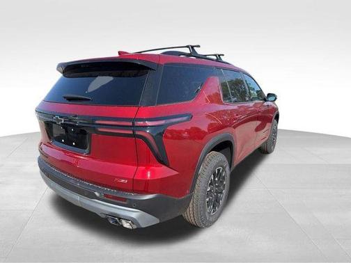 Radiant Red 2026 Chevrolet Traverse Z71