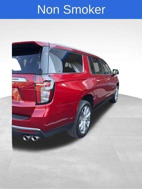 2023 Chevrolet Suburban High Country