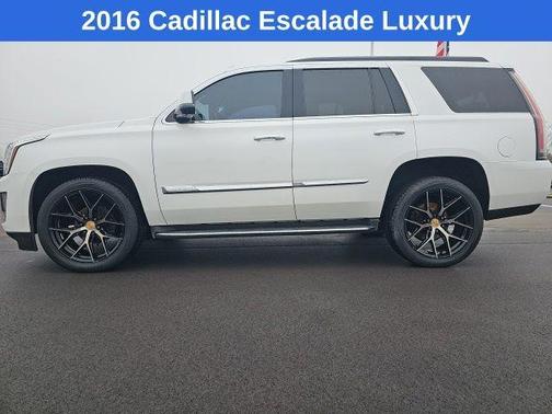2016 Cadillac Escalade Luxury