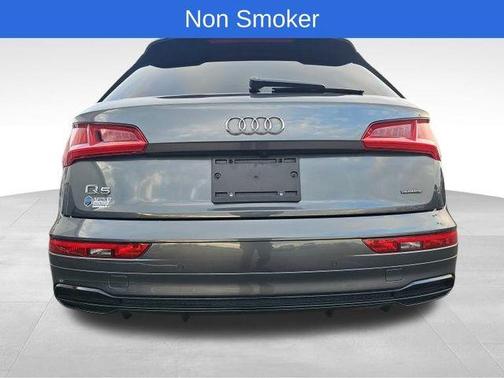 2020 Audi Q5 45 Titanium Premium