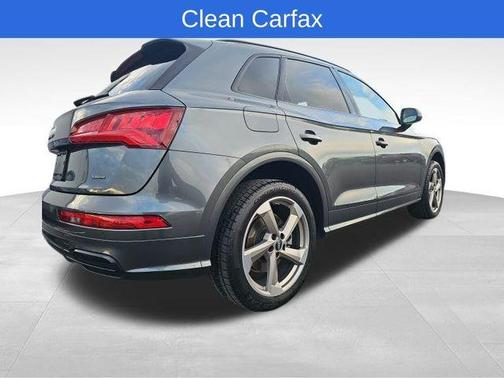 2020 Audi Q5 45 Titanium Premium
