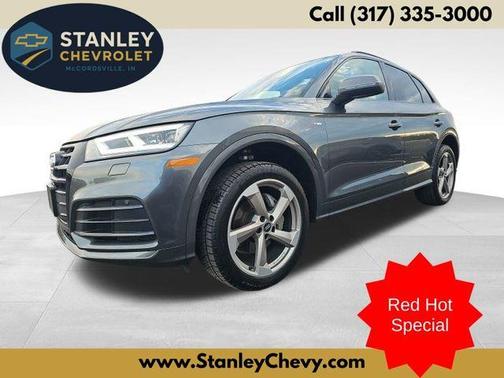2020 Audi Q5 45 Titanium Premium