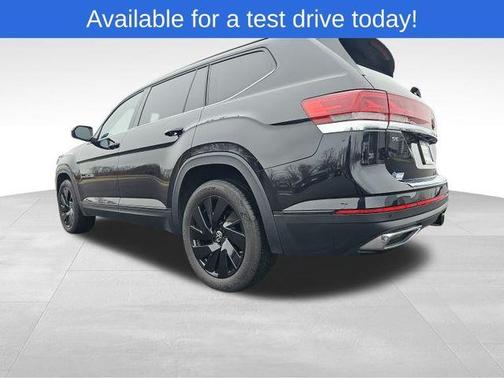 2024 Volkswagen Atlas 2.0T SE