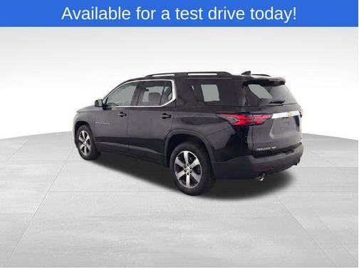 Black Metallic 2023 Chevrolet Traverse LT Leather