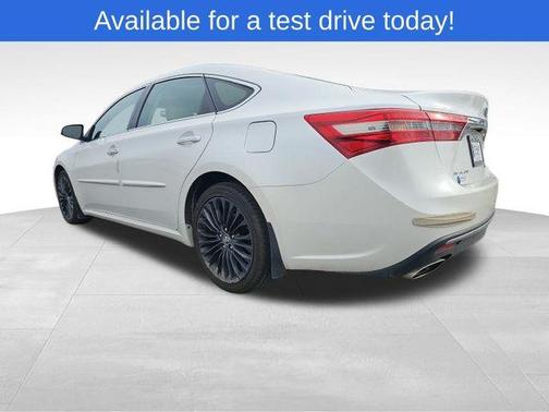 2016 Toyota Avalon XLE