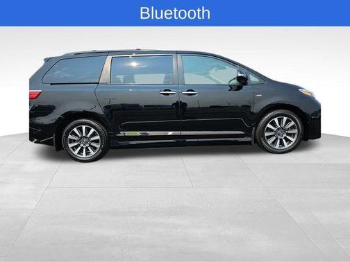 2020 Toyota Sienna Limited
