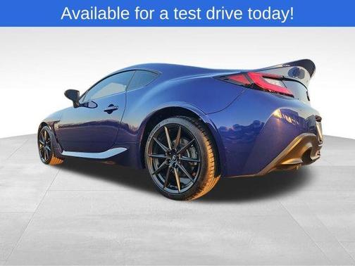 2023 Toyota GR86 Premium