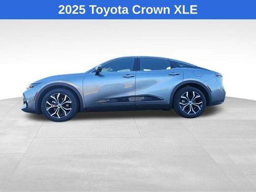 2025 Toyota Crown XLE