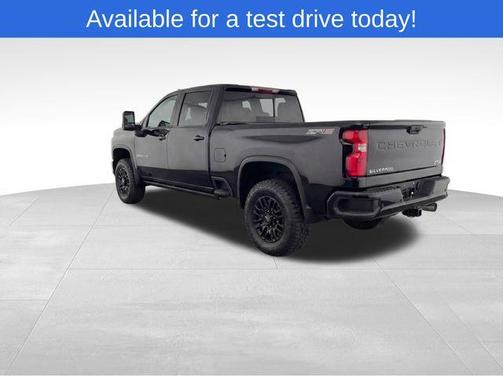 Black 2024 Chevrolet Silverado 2500 ZR2