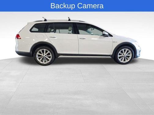 2017 Volkswagen Golf Alltrack TSI S