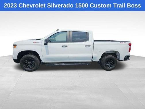 2023 Chevrolet Silverado 1500 Custom Trail Boss