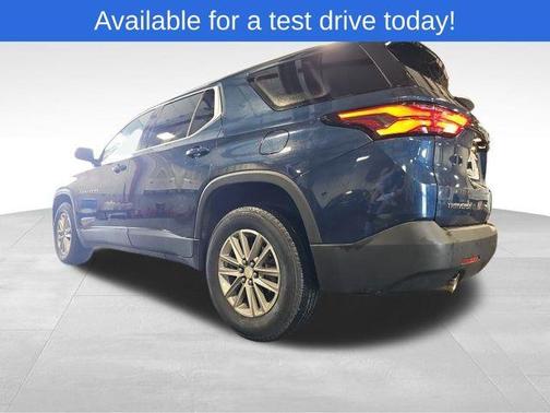 2022 Chevrolet Traverse LT Cloth
