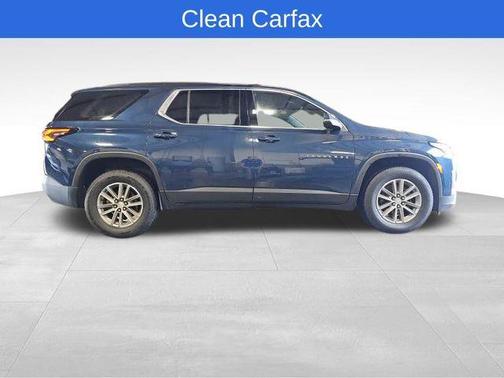 2022 Chevrolet Traverse LT Cloth