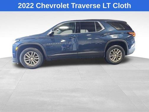 2022 Chevrolet Traverse LT Cloth