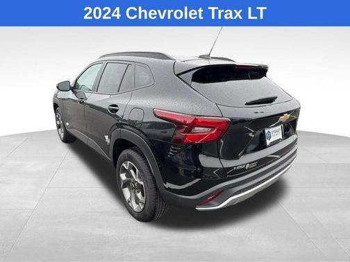 Black Metallic 2024 Chevrolet Trax LT