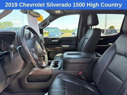 Pearl 2019 Chevrolet Silverado 1500 High Country