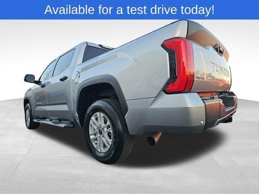 2022 Toyota Tundra SR5