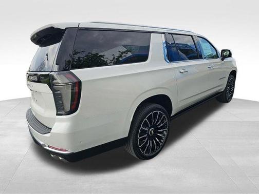 2025 Chevrolet Suburban High Country
