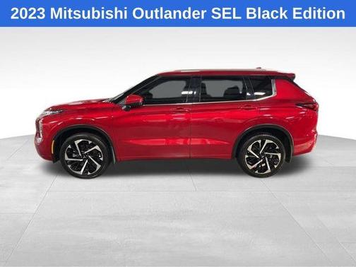 2023 Mitsubishi Outlander SEL Black Edition
