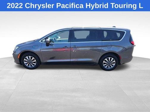 2022 Chrysler Pacifica Hybrid Touring L