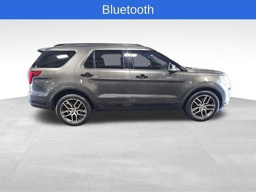 2019 Ford Explorer sport