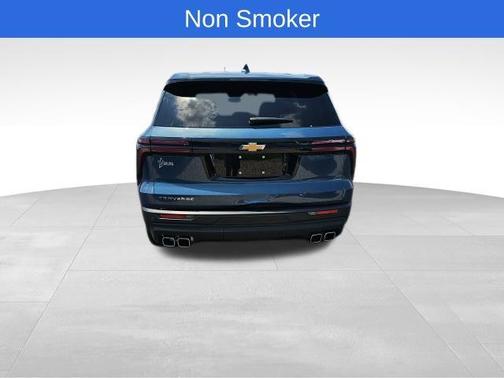 2024 Chevrolet Traverse LS