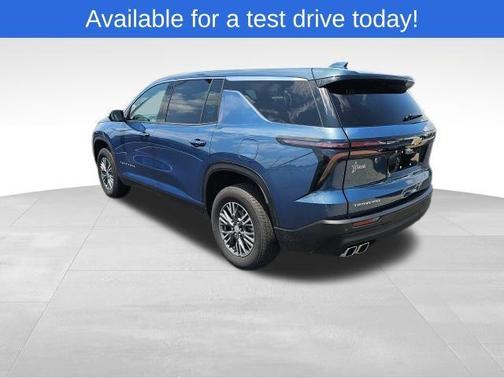 2024 Chevrolet Traverse LS