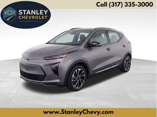 Gray Ghost Metallic 2023 Chevrolet Bolt EUV Premier