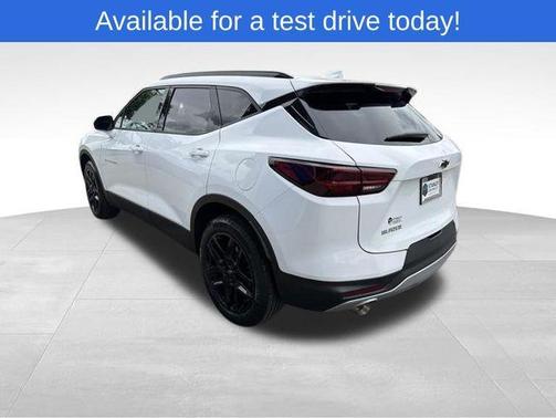 Summit White 2024 Chevrolet Blazer LT