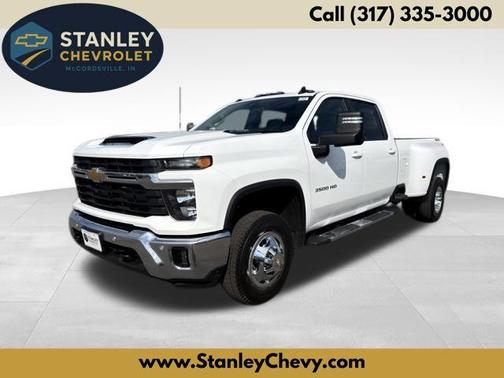 Summit White 2026 Chevrolet Silverado 3500 LT