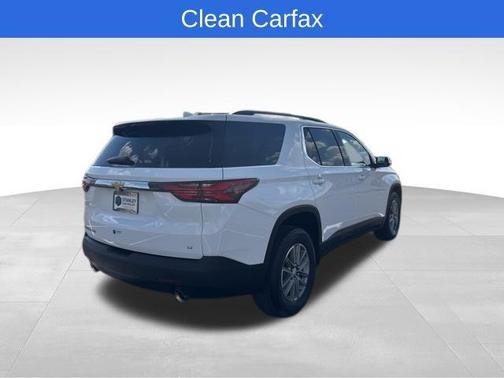 2022 Chevrolet Traverse LT Cloth