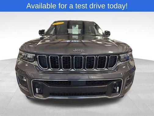 2022 Jeep Grand Cherokee Overland
