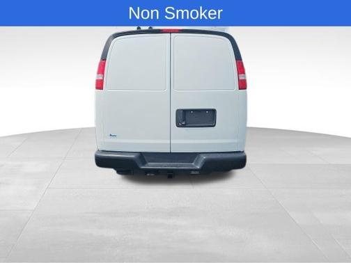 2022 Chevrolet Express 2500 Work Van