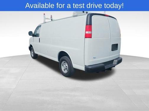2022 Chevrolet Express 2500 Work Van